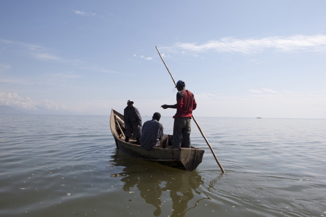 Fishermen in North Kivu (Virunga NP) Foto: Jan Joseph Stock